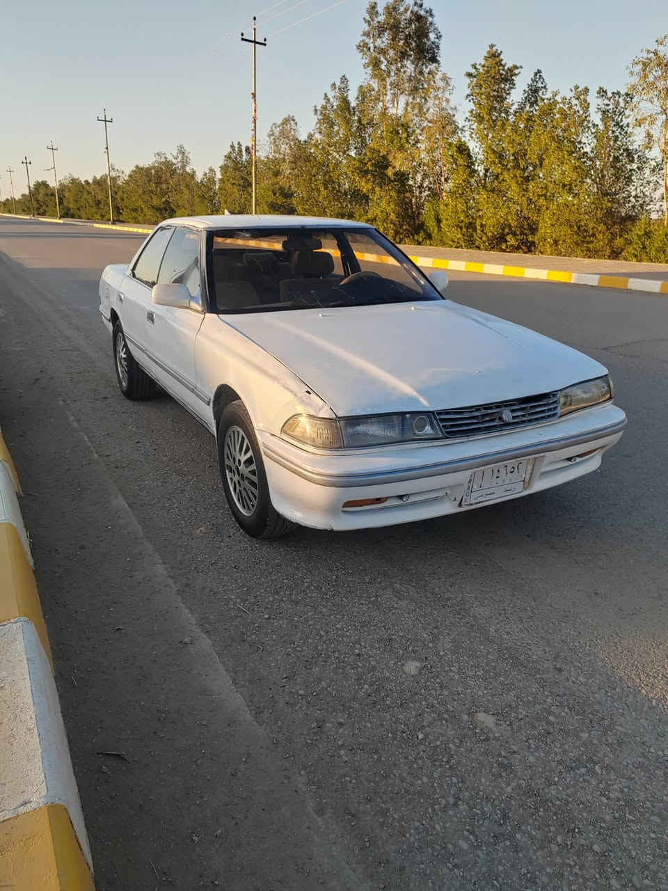 سلام عليكم للبيع مارك شطح موديل ٩٢ رقم واسط مشروع وطني شرط تحويل مكفوله  من الكص ونقل جثه مكينه وكير ونجي تخم تاير حداديه كهربائيات كله شغاله مصبوغه عام السعر ٣٧ وبيهه مجال العنوان كوت دجيلي رقم ***********
