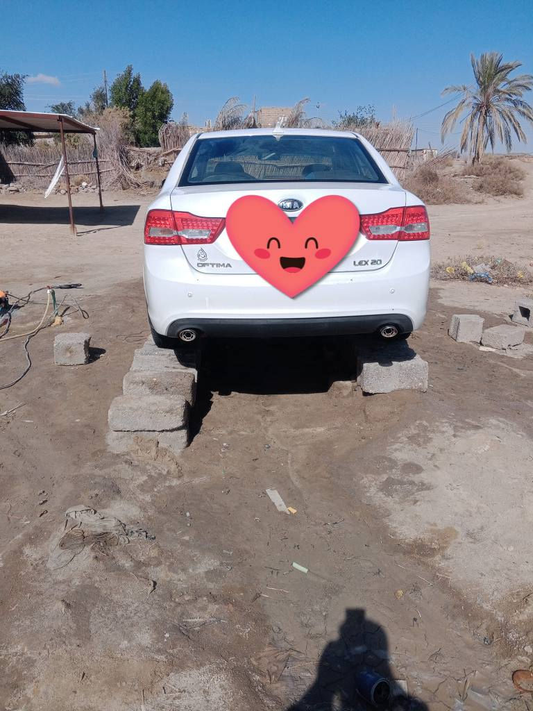 السلام عليكم للبيع كيا اوبتيما 9  ادوات فول مواصفات عدا الفتحه حتى كشتات جلد بصمه  لسيارة نضفيه كلش تخم تاير حداديه لوك  السعر 48وبيها مجال مكان السيارة سوق الشيوخ رقم الهاتف ***********
