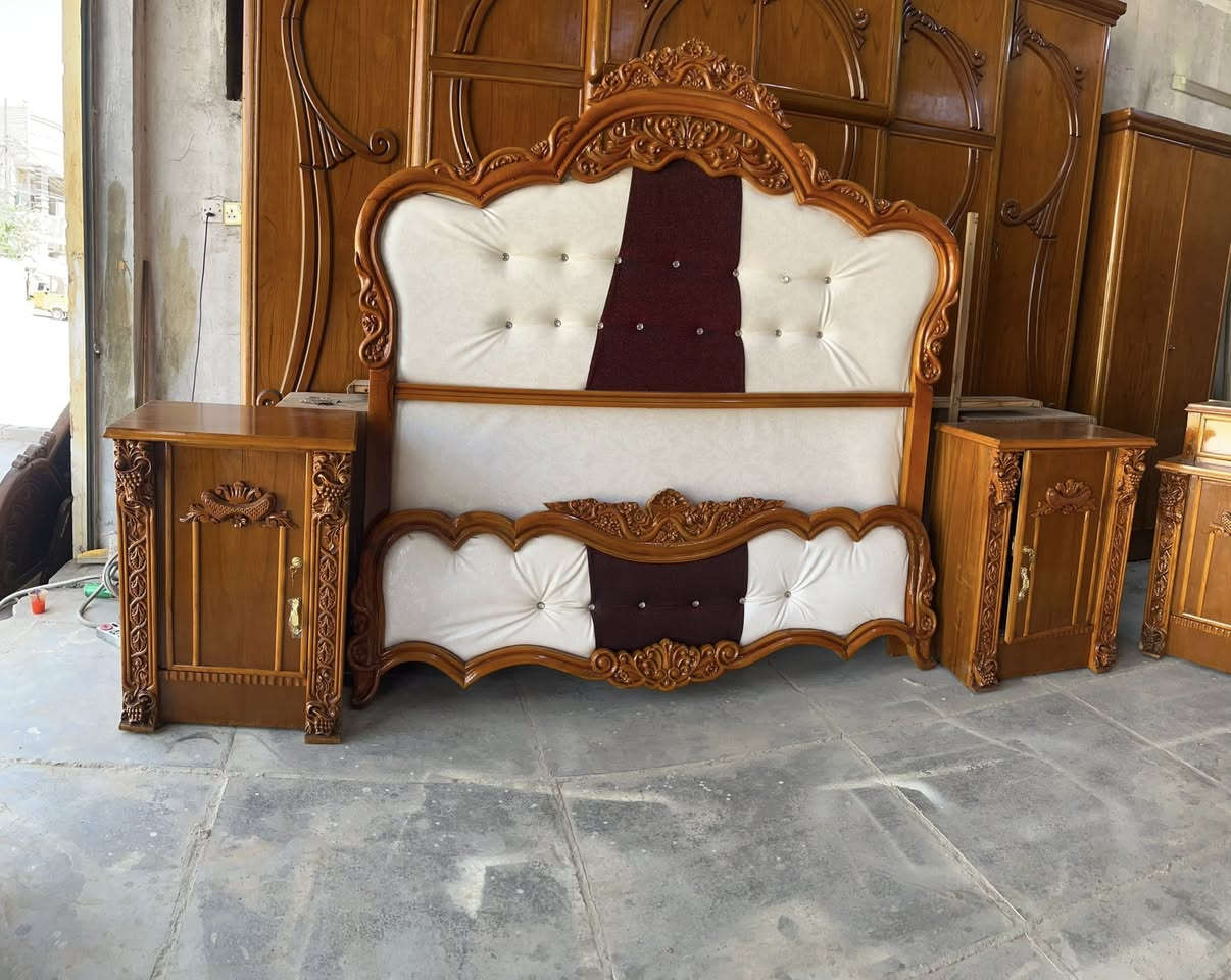 غرفه ست ابواب ملحق نضافه فوول نقوش كلهه زان مصري شغل درجه أولى اي استفسسار واتساب ***********
