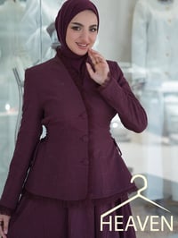 Heaven Boutique اناقتك عنواننا💫  طقم أنيق تنورة مع سترة ✨ بخامة راقية ...