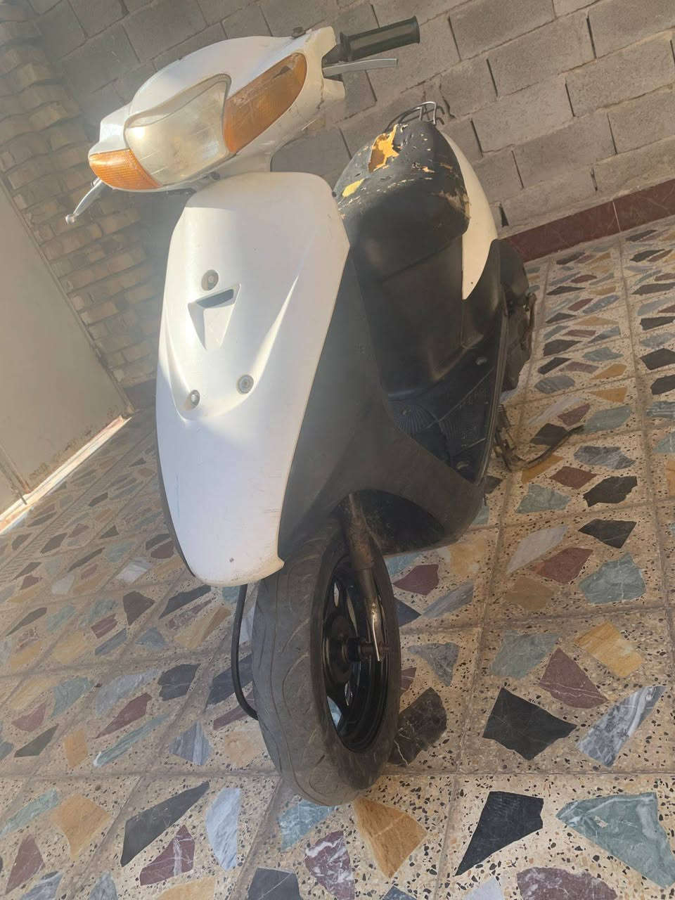 دراجة ساسوكي رياضي نضيفة من الويل للويل لون ابيض كلوبات شغاله اوراق باسمي السعر 160 وبيها مجال


**إذا كنت صاحب هذا الإعلان وتريد حذفه لأي سبب، رجاءا أرسل رسالة إلى الدعم الفني**