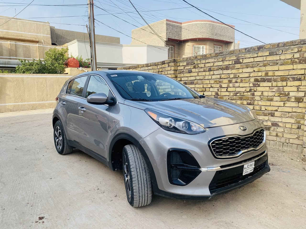 السلام عليكم كيا سبورتج 2022 بدون رقم LX ماشية 64 حادث موضح بالصور مراوس براف فور 
170$ مكاني بابل
***********
