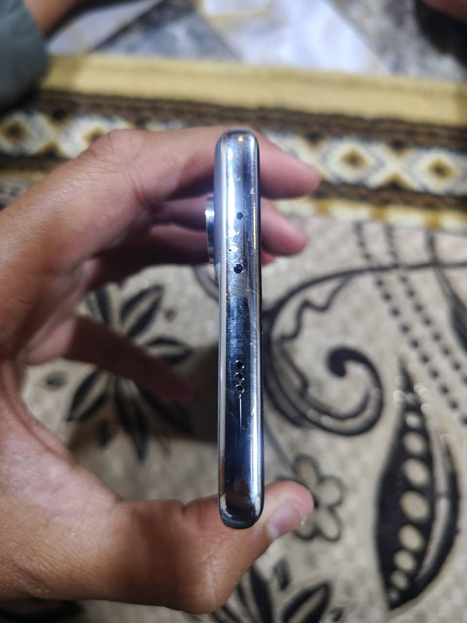 للبيع او مراوس حسب القناعه
تكنو كامون 40 برو 5 جي ذاكره 256 رام 12+12 
الكامره الخلفية 50 الكامره الاماميه 50 البطاريه 5200 
الشاشه 1080*2436 جهاز مامفتوح ولامبدل بيشي نضافه 90 /100 فقط بي ضربه بل شاصي مثل ماموضح بل صور 
الموشراي لايتصل ولا يكسر بحلال العالم رجائن سعر 315 وبي مجال بسيط عنوان موصل حي عدن 
*********** 
***********
