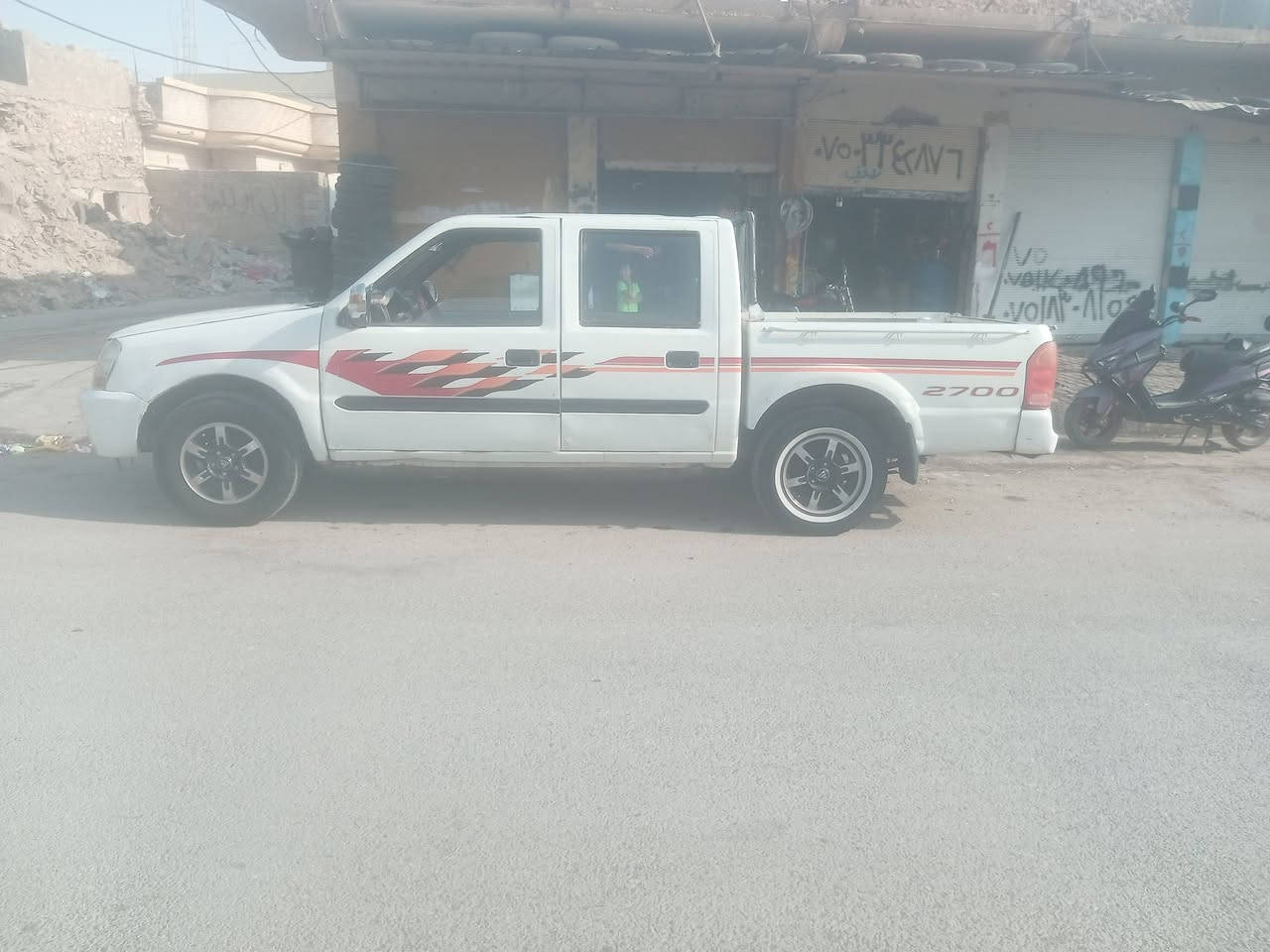 بيكم للبيع قناو 2005 رقم الماني ثانويه عظم شيله الوكاله وتحويل شاصي اكسل مكينه جير كله شرط رقم موبايلي موجود سعره 40 بمجال ***********
