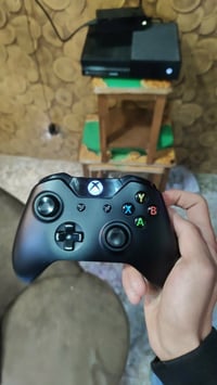 اكس بوكس ون • ٥٠٠ جيجا • محولة