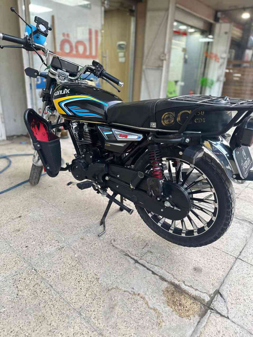 سلام عليكم
ايراني موديل ٢٠٢٥شهر ثامن ما صارلها هواي
كهربائيات وكلشي شغال دراجه ممفتوحه ولا برغي
سعر850بيها مجال دراجه حلوه مكاني بغداد 
رقمي وتساب وخط مفتوح***********
