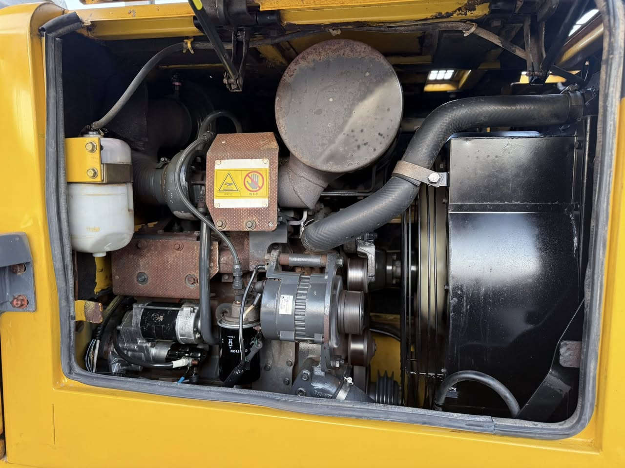 بســم الله الرحمن الرحيــــم 
متوفر لدى شركه سرعه التطور للتجاره الاليات لثقيله
شفل كوماتسو WA100كفاله عامه دخول جديد
موديل 2011 وارد اليابان 
 فقط لعشاق النظيف والمتميز 💎
كفاله عامه وارد اليابان 🇯🇵 ✅ دخول جديد ما مشتغل 
 
محرك 4 سلندر بم ونوزل 
 العنوان محافظه  بابل -ناحيه الشوملي
#Emile. #anmar_galel5@gmail.com  
وقت الاتصال من الساعه 8 صباحاً الى الساعه 6 عصرا 📵❌
#اللاستفسار*********** Whatsapp انمار جليل
رقم تسلسل الاليه 5048
