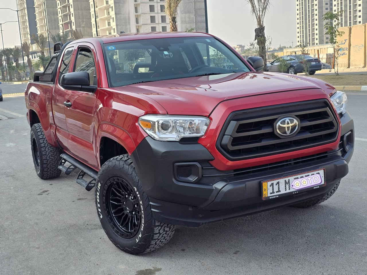 السلام عليكم للبيع تاكوما موديل 2022 رقم بغداد تحويل ثاني يوم مكينه 2700 / اوتو هولد رادار  كروز سرعه  ضررها جاملغ خلفي وشويه بالباب الخلفيه موجود بالصور سعرها 225  وبيها مجال مكاني بغداد حي الجهاد حي الحسين ***********
