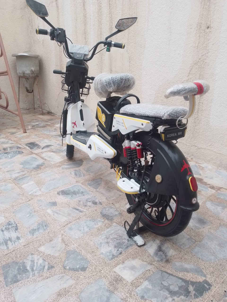 السلام عليكم
ماطور شحن للبيع 🤍 

حجم 20🤍

الماطور نضيف بي نضام سرقه 🤍

تشغيل عن بعد وبيه كرت تشغيل 🤍

الاكسن 1000 واط 🤍

باتريات 4 باتريات جدد  

الماطور كلشي ما بيه واحله من الصور🤍

المكان موصل جديده 🤍

سعر 200وبيه مجال 🤍

والسوك كلشي تلكه بيه 🤍

وادفعلي سعر اذ عجبني ابيعك 🤍


**إذا كنت صاحب هذا الإعلان وتريد حذفه لأي سبب، رجاءا أرسل رسالة إلى الدعم الفني**