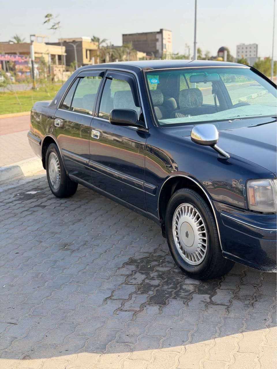 سلام عليكم راس الثور تكم رقم بصره دولي
سنويه 2029 سياره كفاله عامه من الضربه 
والكصه ونقل الجثه والعيب الشرعي وكافه الأصوليات مديل 1997 سياره جديده تخم تايد 
حداديه امامي خلفي جديده مكان السياره البصره سعر وباقي تفاصيل انتصل علا رقم 
*********** Singapore
