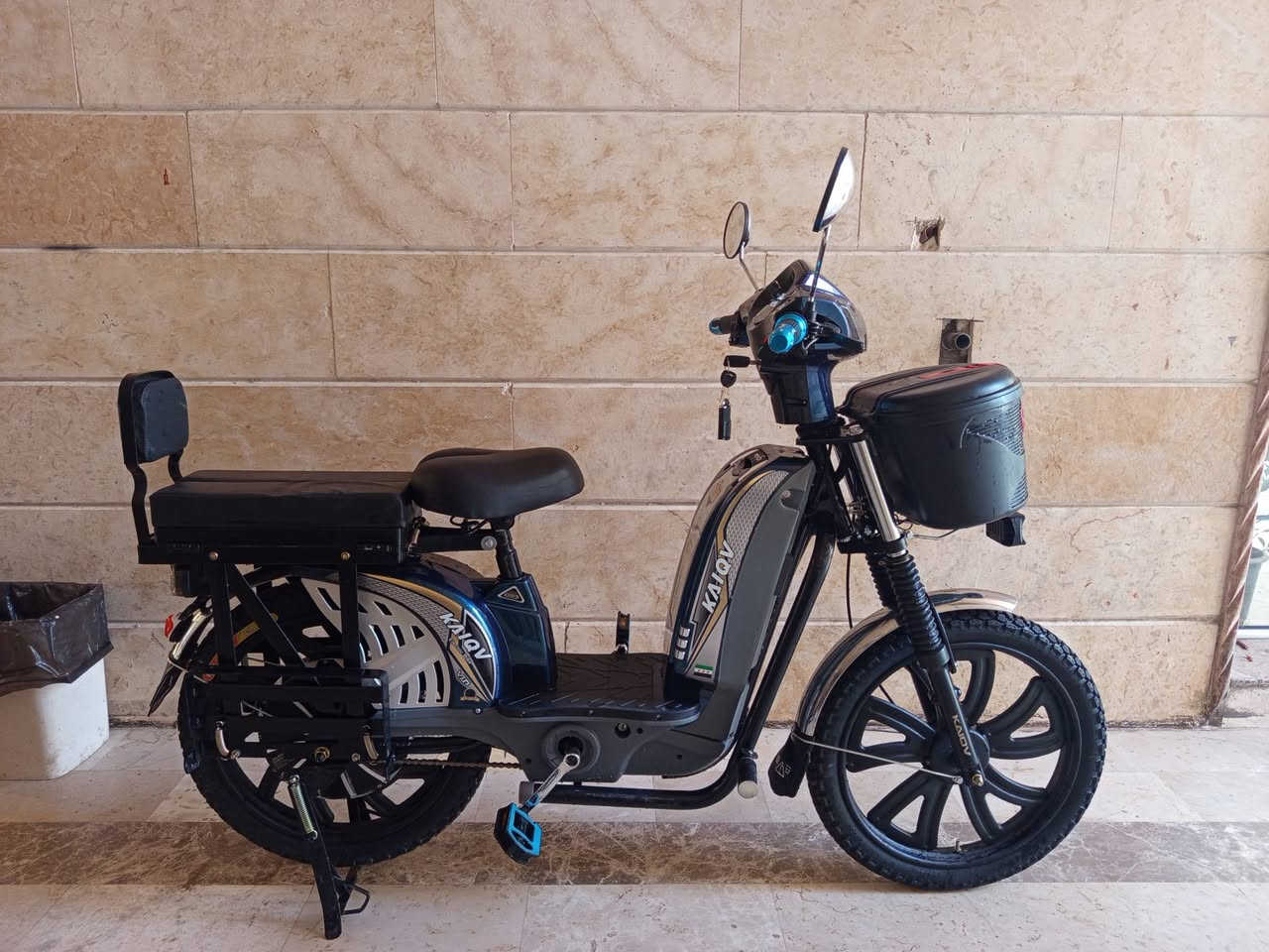 للبيع سبليك كهرباء اكمل وصف كفاله الوك لسه علي تواجه داريا صحنايا0996092272


**إذا كنت صاحب هذا الإعلان وتريد حذفه لأي سبب، رجاءا أرسل رسالة إلى الدعم الفني**