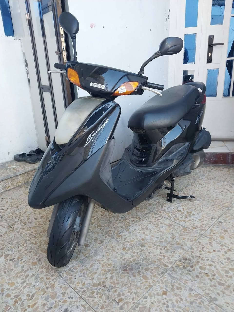 سلام عليكم دراجه بريز ابيع كوم حديت طافيه ***********
