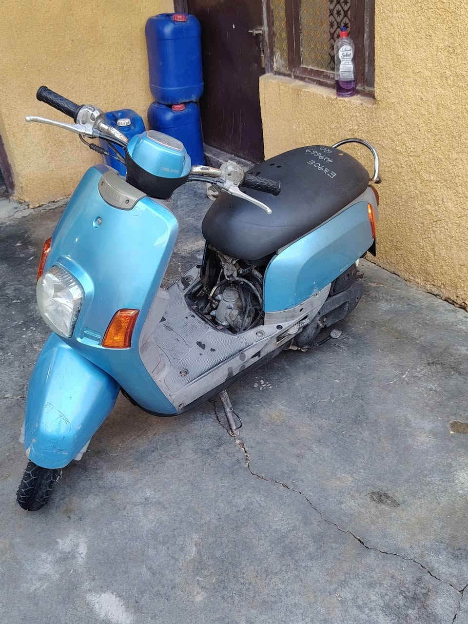 سلام عليكم دراجه بوليس محرك بلادي نقصه قمجي مال سعره ويده هندر السعر ٩٠٠وبيه مجال العنوان بغداد المدائن ***********
