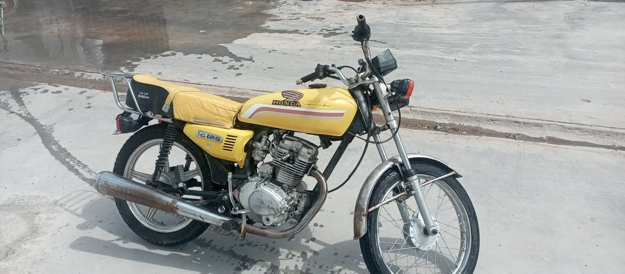 دراجه لبيع اوراق السعر 350 وبيها مجال قليل


**إذا كنت صاحب هذا الإعلان وتريد حذفه لأي سبب، رجاءا أرسل رسالة إلى الدعم الفني**