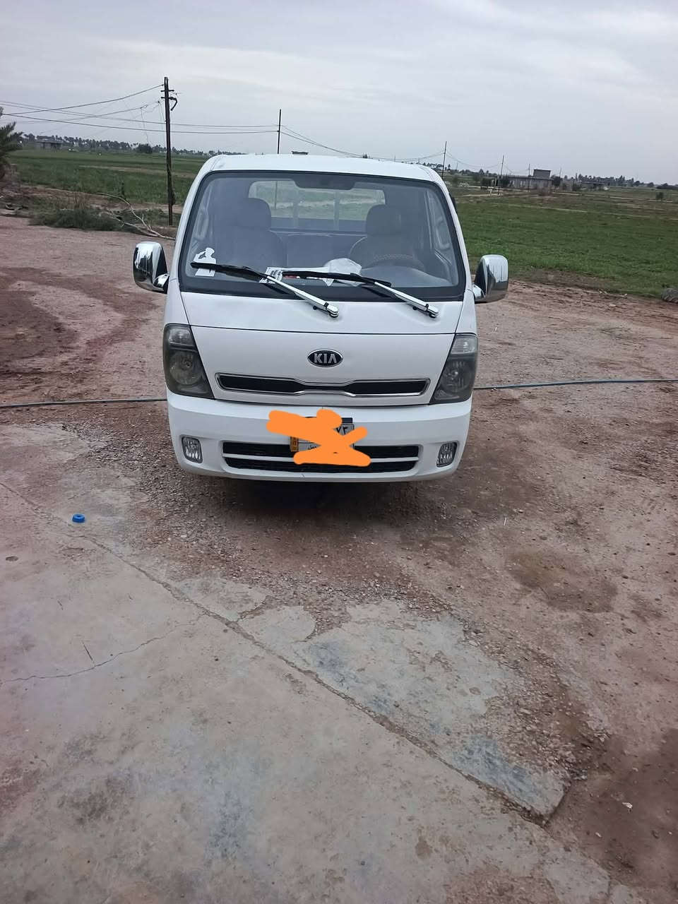 سلام عليكم للبيع عموشه موديل ١٣ رقم بغداد مشروع وطني سعر شده وبيها مجال *********** مكاني ابو غريب
