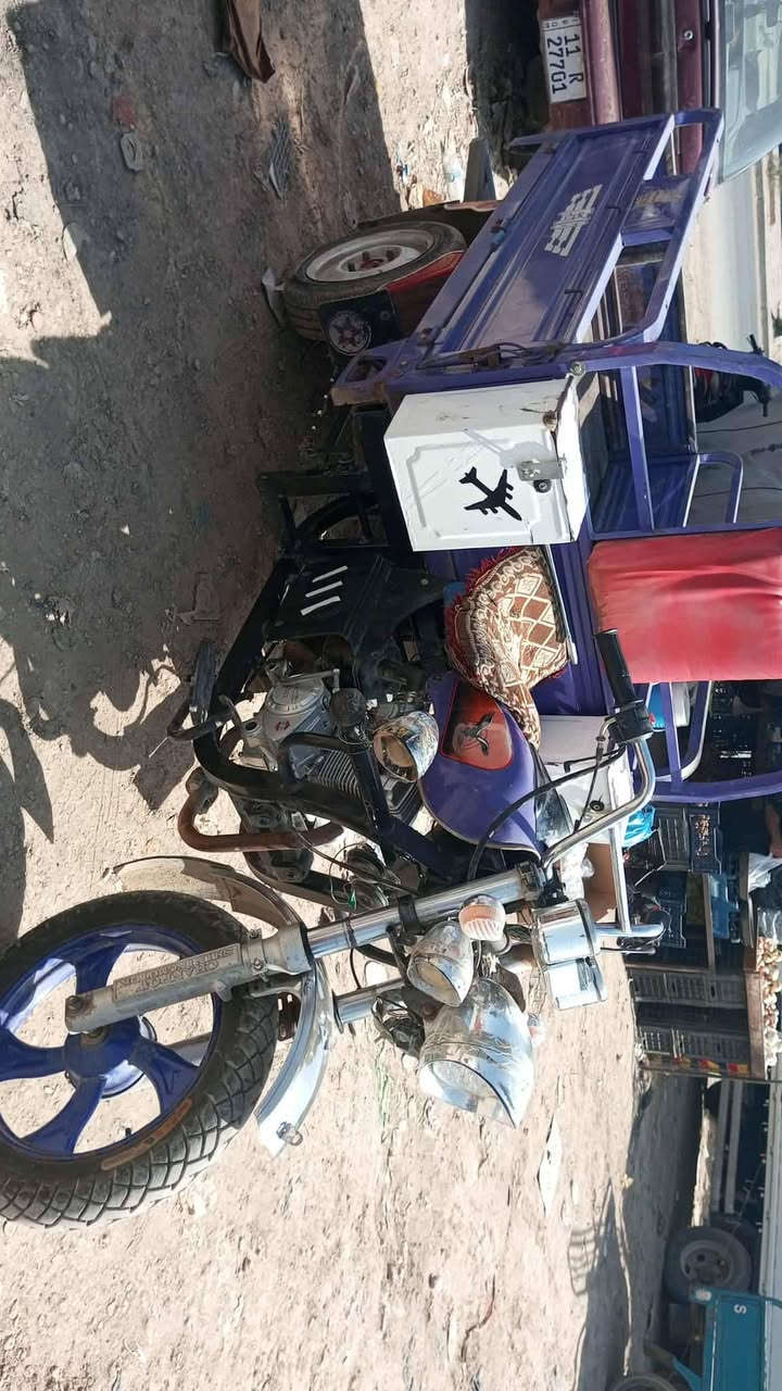 سلام عليكم ستوته البيع موديل 20اوراق اصوليه مكان بغداد قرب بسمايه السعر 1600وبيهه مجال   الستفسار التصال عله الرقم  ***********
