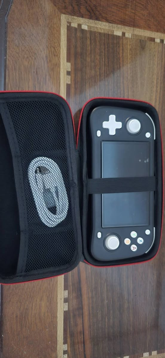 السلام عليكم 
اتاري العاب قديمة اكثر من 33 الف لعبة ب80الف
*********** مكاني بغداد ماعندي توصيل
