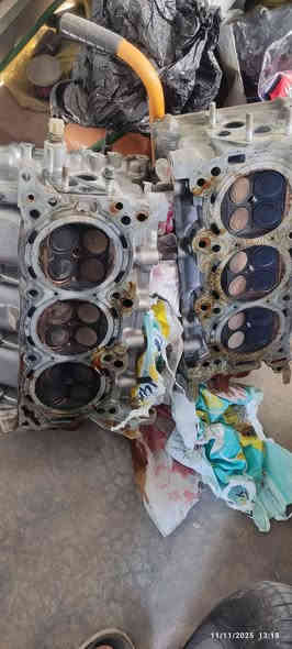 كورات محرك 3300 مال حاويه كاملات مع الرواجز وقبق الولفات 
***********
