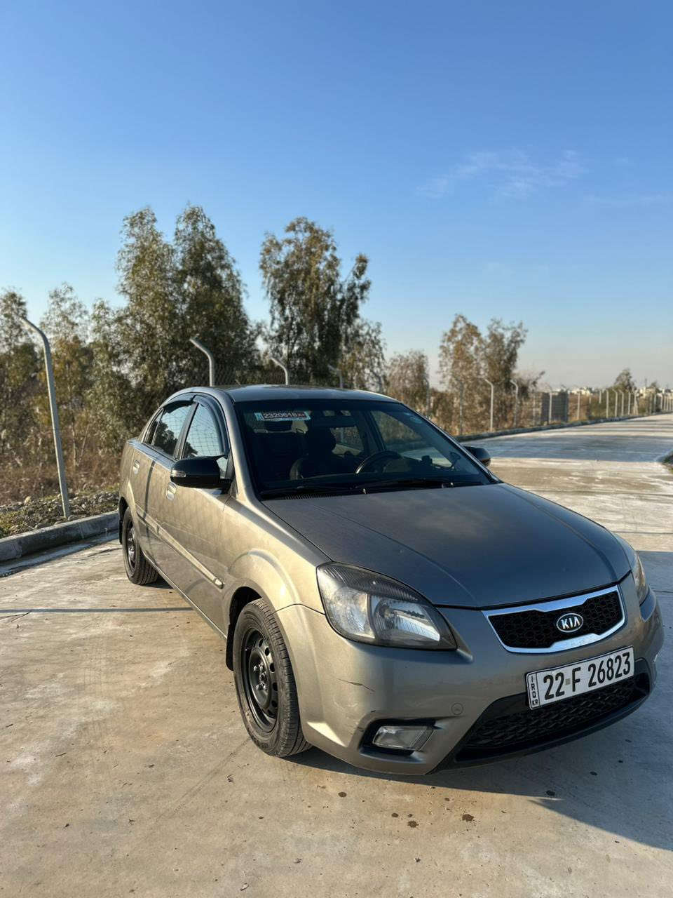 كيا ريو 
2012
رقم اربيل بأسمي 
سيارة بدون حادث
محرك 16
كير محرك شرط
سعر 95بيها مجال 
مكان السيارة موصل الايسر 
***********
***********
