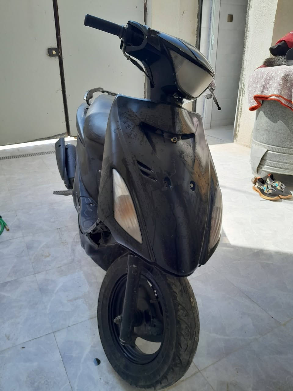 ااسلام عليكم حبايب دراجه ادرس ماليزي للبيع دراجه خير من الله محرك لاتبخير ولا تنقيص شلعه ومعدل صالنصه رياضي محرك اخرس اشاير كلوبات كلها شغاله سلف هندر الدراجه رايدها ب 225 وبيها مجال الشراي يشلع عيوني مكانها كوت الجديده الخاص مفتوح رقم الهاتف ***********
