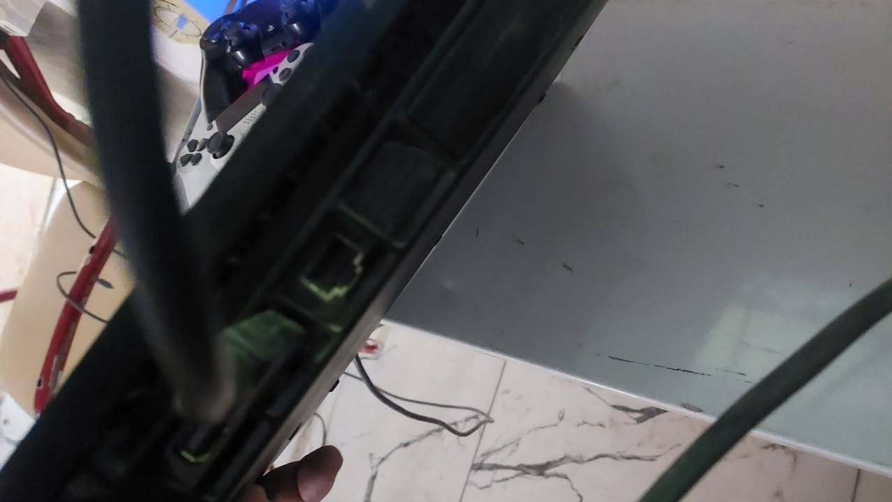 بلي فور سلم مهكر نضام ٩ ذاكره ٥٠٠ نضيف ما مفتوح يشتغل بدون فلاش ولا قرص السعر ٣٥٠ غير قابل للتفاوض جوشتك وحده بغداد حي اور ***********
