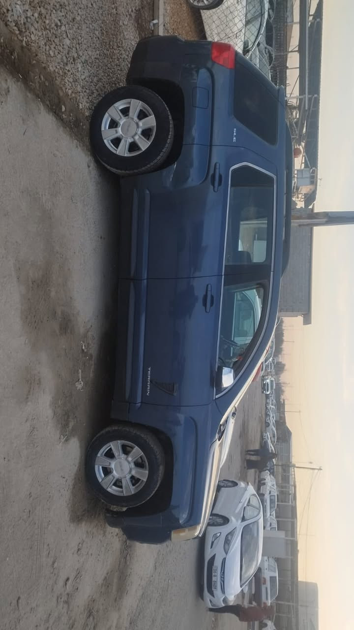 السلام عليكم 
       للبيع GMC TERRAIN 2012 

مواصفات: 
شاشة
 تحكمات استيرن جهتين
 مثبت سرعة 
تبريد قطعه وحدة 
تدفئة بالكشنات
 بانوراما
 اربع جامات اوتو 
كشن السائق اوتو
  كامرة خلفيه 
مكينة اربعة سلندر 2400 مبدلبيها فقط كازكيت اي تبديل او فتح غير كازكيت مابيها 
حساس امان كشن الصدر بلوتوث مكالمات حدادية امامية بي ترتيب بسيط كلش حدادية خلفية نظيفة حيل
تخم تاير جديد 
باتري جديد 
 ترايك وين ما تريد السيارة رقمها بابل¹⁸ دولي بأسمي السيارة للاستفسار خاص ***********
