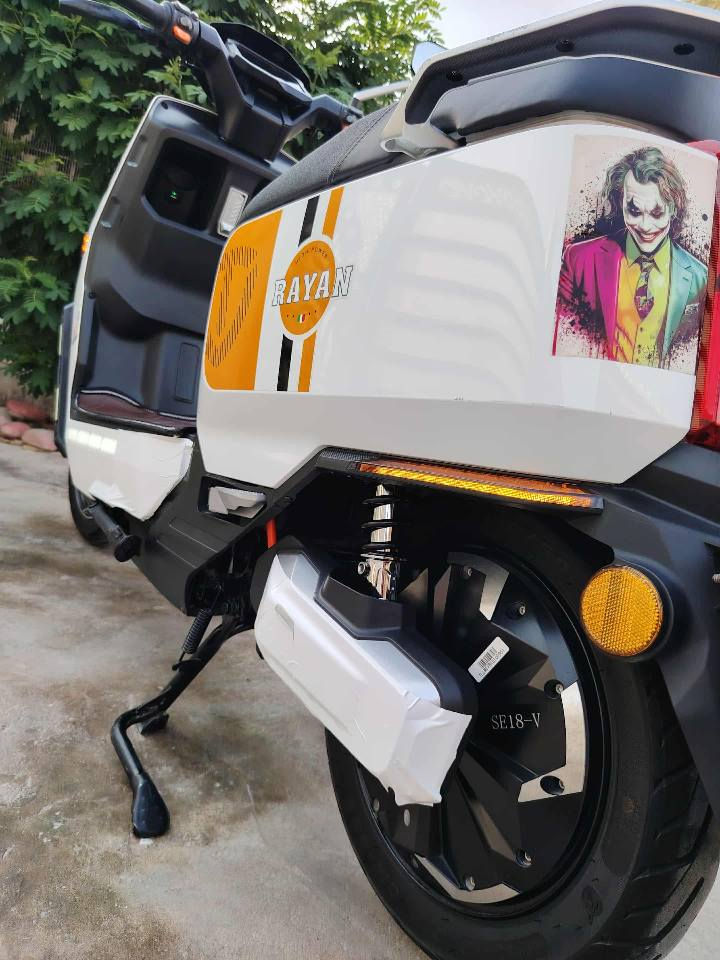 السلام عليكم دراجة ريان وحش الكون وميحتاج احجي علا مواصفاتها معروفة مكاني بغداد حي القاهرة قرب جامع النداء السعر 975وبيها مجال بسيط الشراي يتواصل خاص متواجد مازنجز واتساب*********** بغداد, العراق
