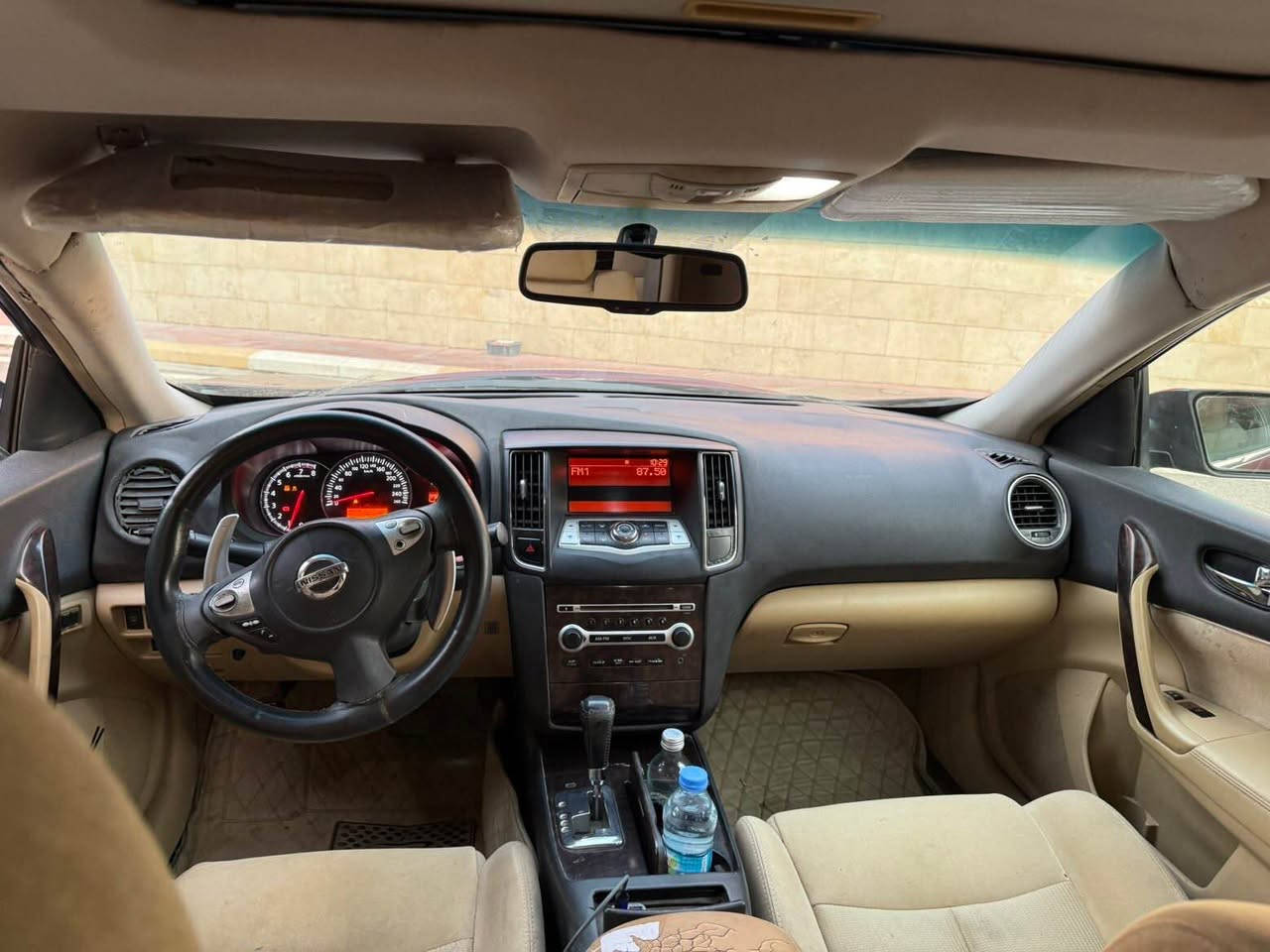 مۆدیل ٢٠١٠ ٤ پارجە بۆیاخ بئ ناو گرتن سەیارەکە زۆر پاکە هەموو گیانی بە شەرت بە ناو کردنیش بە شەرت بئ دەعم ١٥ وەرەقەی خرامەی لەسەرە لە دوای محاملە دەگەرینینەوە داوایی ٨٣ وەرەقە دەکەین کەمیک محاملە ژمارەی خاوەنی *********** شقلاوة, أربيل
