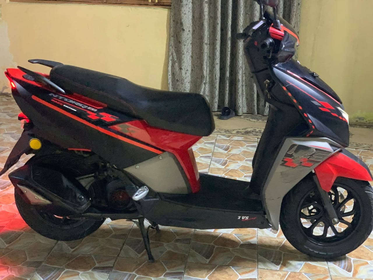 مرحبا شباب دراجه نوع TVS
الدراجه سنويه ارقام كامله 
استفسار ***********
عنوان ديوانيه ال حمد
