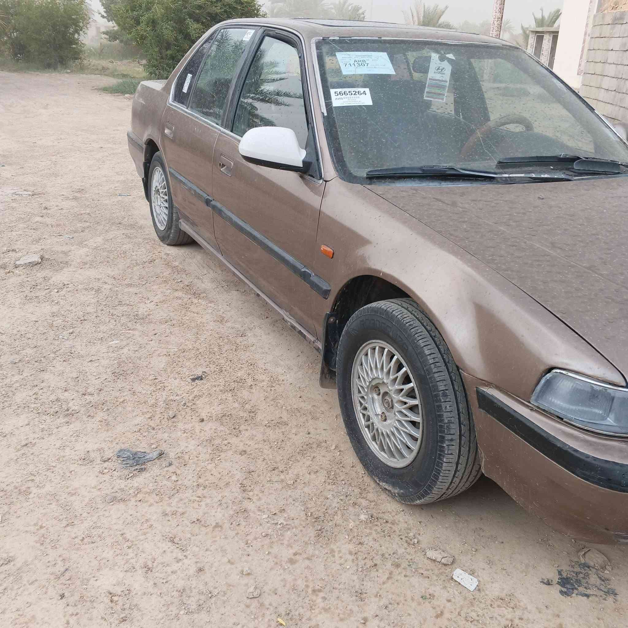 السلام عليكم 
للبيع هونده موديل 90 رقم بغداد تحويل مباشر 
مكينة وكير جدد حداديه جديده تايرات نضاف دواخل جديده كهربائيات كله شغاله سعره 38 وبيه مجال قليل مكان ديوانيه دغاره ***********
