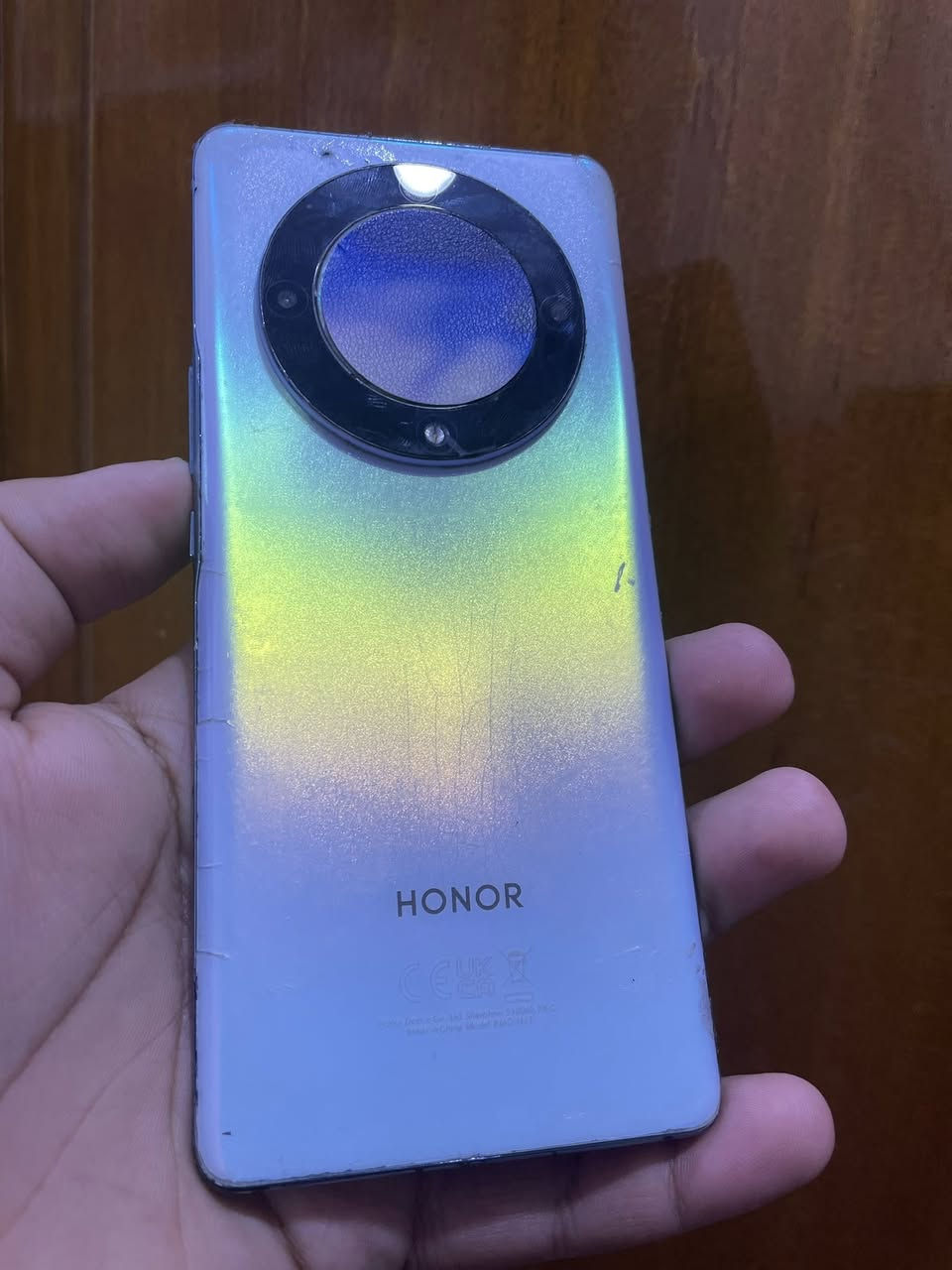 سلام عليكم 
هونر اكس 9a.5G
256ذاكره 
بطاريه5000
ملحقات ماويه 
بدل شاشه بي كسر 
بصمه اصبع وفلاش متوقف 
مكفول من العطل 
سعر ١٣٠ وبي مجال 
دبل خط
المكان كوت انوار الصدر 
بي وتساب ***********
‭٠٧٨٨ ٧٧٢ ٥٩٢٠‬رقم
