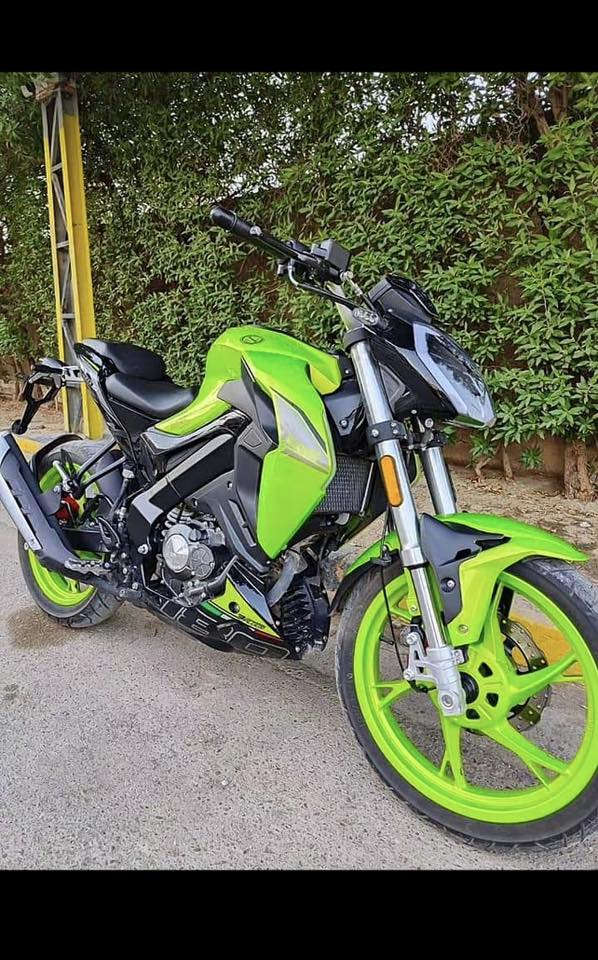 سلام عليكم ورحمة الله وبركاته دراجه بنلي ١٨٠ دراجه نضيفه وحلوه الو مميز مكاني حله شراي يرأسني واتساب ***********
