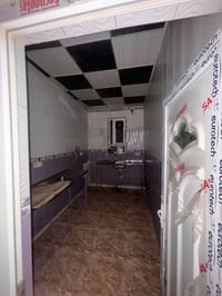 شقة للايجار • ٣ غرف • مقابل جامع السراج