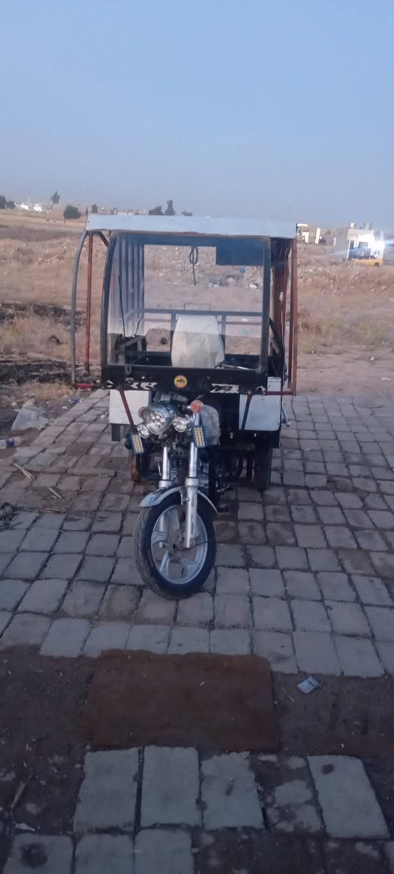 سلام عليكم للبيع ستوته فحل علي قلاب بليته بيهه موديل 19 محرك 22 كهربائياتهه شغله كل عيب مابيهه سعر مليون و 500 وبيهه مجال بصيط ***********
