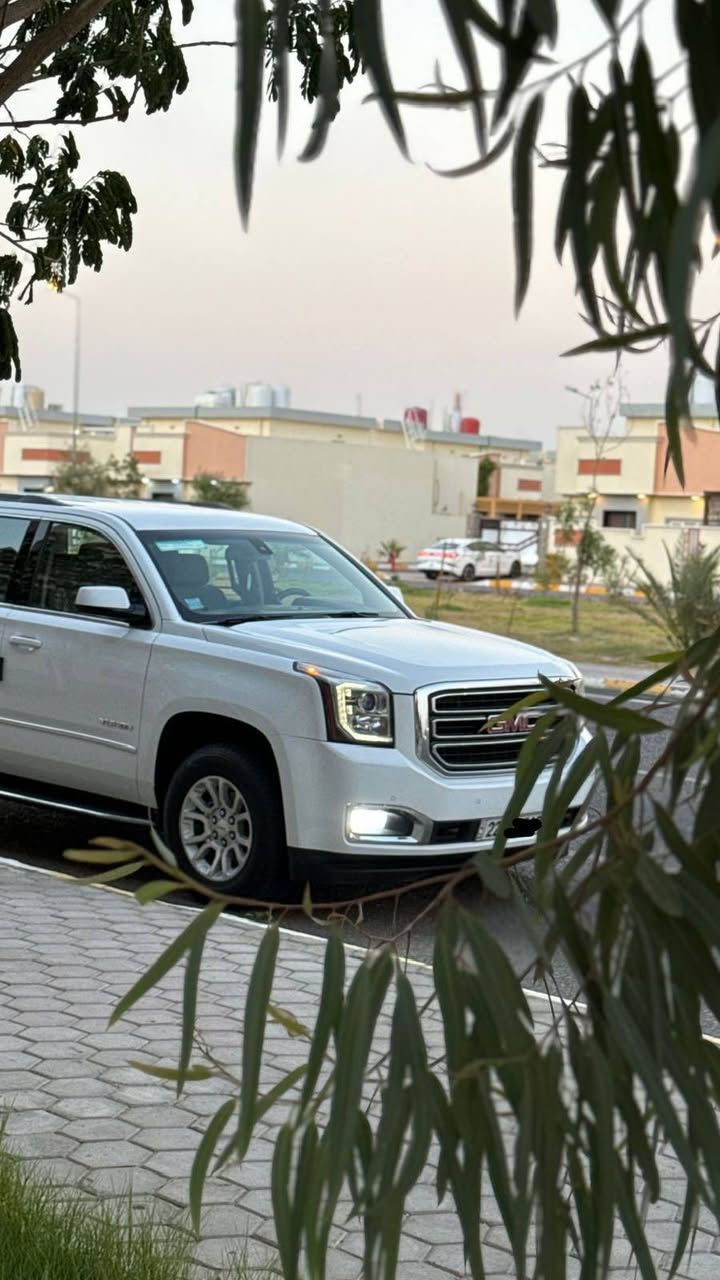 سلام عليكم يوكن 2017خليجي وكاله المنصور رقم اربيل دولي مواصفاتSLE مكينه ما مفتوحه سياره جديده بمعنى الكلمه كفاله 
مكان السياره بصره مركز المدينه 
سعر:355
رقم الهاتف:***********
