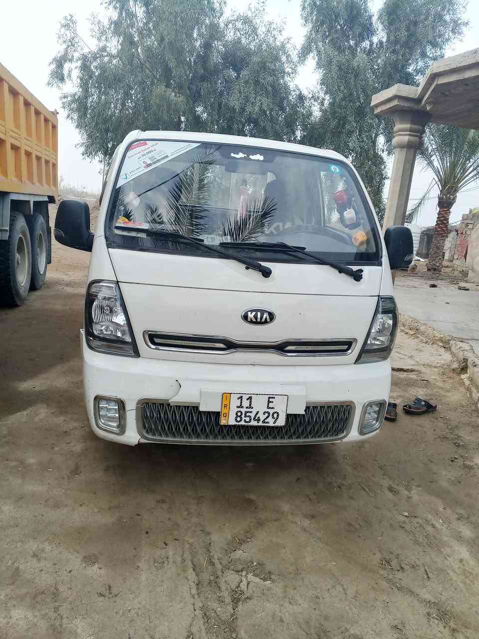 للبيع كية موديل 22 رقم بغداد نكليزي محرك جديد كير جديد تبريد ثلج سيارة حلوة مال جناي مكان تاجي بغداد ***********==***********
