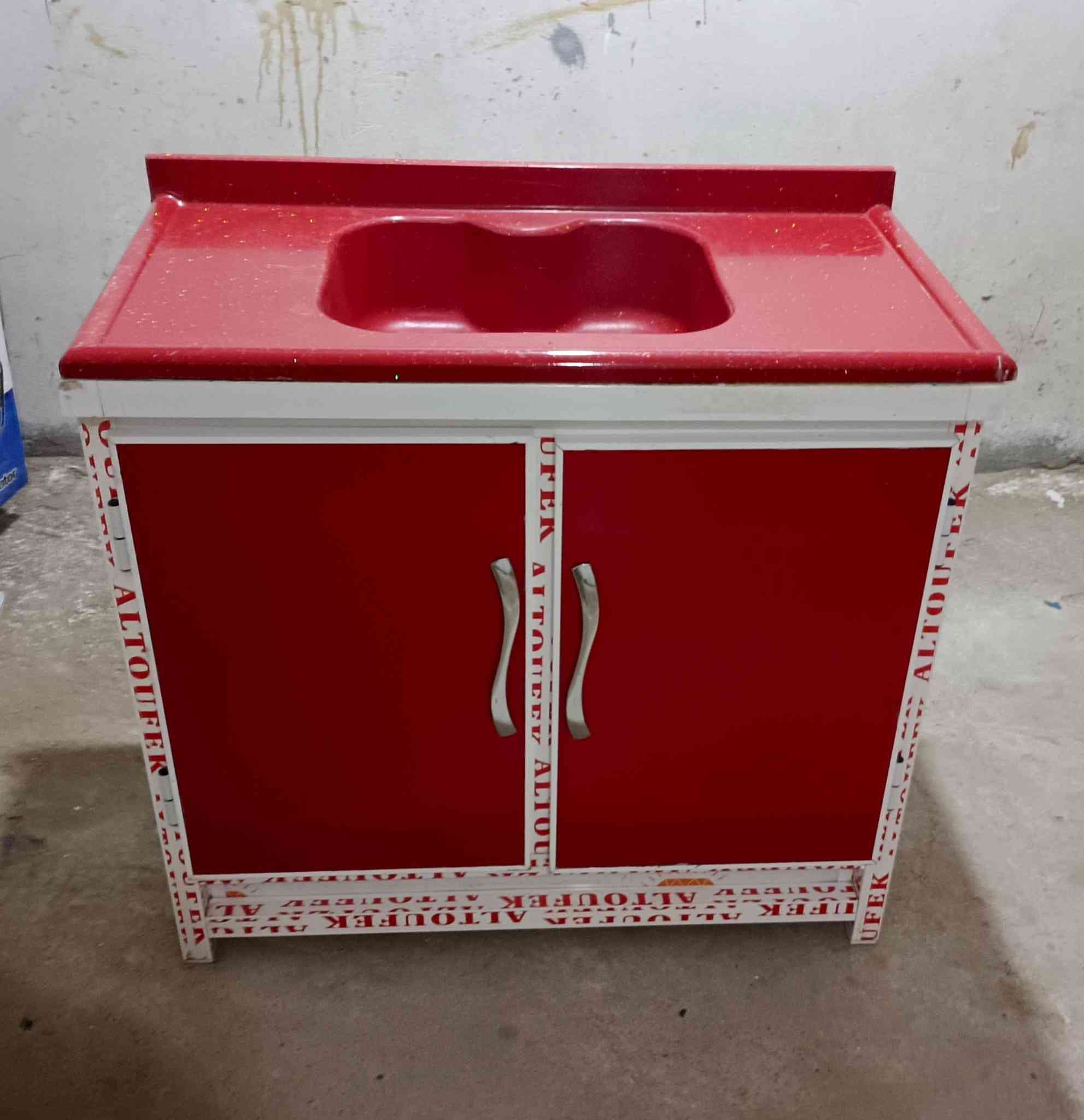 كاونتر تزكام مع سنك مرمر تزكام مستخدم شهرين العنوان ميسان قرب كراج بغداد ***********
