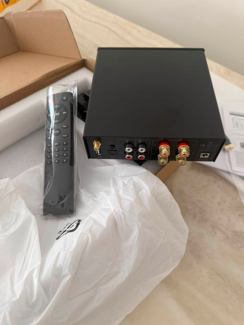 مضخم صوت ٢٠٠ واط بلوتوث و وابتيكال السعر ٧٠ الف AK-3116


**إذا كنت صاحب هذا الإعلان وتريد حذفه لأي سبب، رجاءا أرسل رسالة إلى الدعم الفني**