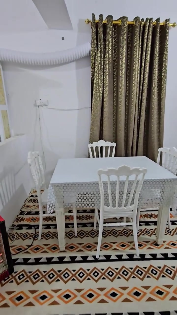 متوفره شقق للزوار ايام محرم و صفر باب طويريج للحجز التواصل ***********
