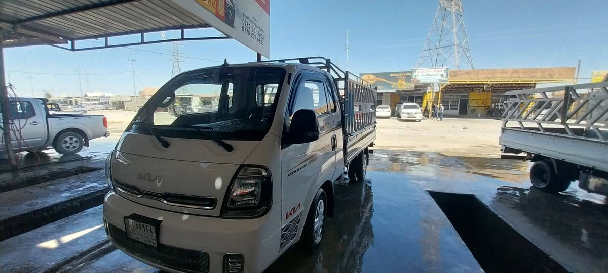 السلام عليكم ورحمة الله وبركاته
سيارة كيا للبيع موديل ٢٢ جديدة لوك 

جديدة لوك اخت الزيرو 
مكاني الدور 
السيارة بأسمي ثاني يوم احولك 
للاتصال ***********
