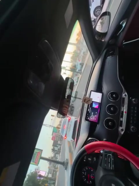 بيع او مراوس 
السعر ١٧٨

🚗 للبيع – كيا ستينجر 2023 فول مواصفات  

🔹 الموديل: 2023 (آخر إصدار)  
🔹 الفئة: GT-Line فل كامل  

🔹 المحرك: 2.5 تيربو – 4 سلندر  
🔹 القوة: حوالي 300 حصان  
🔹 الرقم: بغداد  
🔹 الموقع: كربلاء المقدسة  

✨ المواصفات:  
✔ سقف بانوراما  
✔ بصمة أبواب + تشغيل بصمة  
✔ تبريد ثنائي (دبل زون)  
✔ نظام Auto Hold  
✔ مرايا شفط + شاير  
✔ نظام ترحيب (إضاءة الأبواب + شاشات)  
✔ مقاعد جلد (حضن) كهرباء + تدفئة  
✔ كاميرا خلفية + حساسات  
✔ حساس أمطار  
✔ شاشة كبيرة  
✔ رادار أمامي وخلفي  
✔ شاحن لاسلكي  
رادار جانبي
تشغيل عن بعد
سايد بريد بصمة
خمس انضمة قيادة
حساسات خلفيه 
كشنات كهرباء السايق +الصدر
شاشه كبيره ابل كار بلي +اندرويد اوتو
ويل ١٨ +فجوج برمبو
سبايدر خلفي ابو اللد وي السكن والبريك
✔ نظام صوتي Harman Kardon – 15 سماعة  
كير at ٨سرعات

🛠 الحالة:  
✔ مكفولة (محرك + كير)  
- باب الراكب ربع صبغ  
- بنيد مصبوغ  
صدر امامي خلفي جديد
تبريد ثلج قطعتين 
📞
تعديل في الشاصي فقط بدون كص او لحيم


**إذا كنت صاحب هذا الإعلان وتريد حذفه لأي سبب، رجاءا أرسل رسالة إلى الدعم الفني**