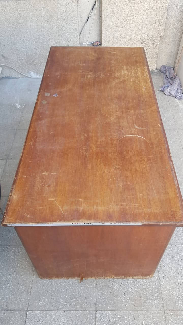 مكتب 160×77 الارتفاع 77 الجرارات شغالة و ما بيهن اي اشكال
ينرادله شغل بسيط ، ب 120 الف و بيه مجال


**إذا كنت صاحب هذا الإعلان وتريد حذفه لأي سبب، رجاءا أرسل رسالة إلى الدعم الفني**