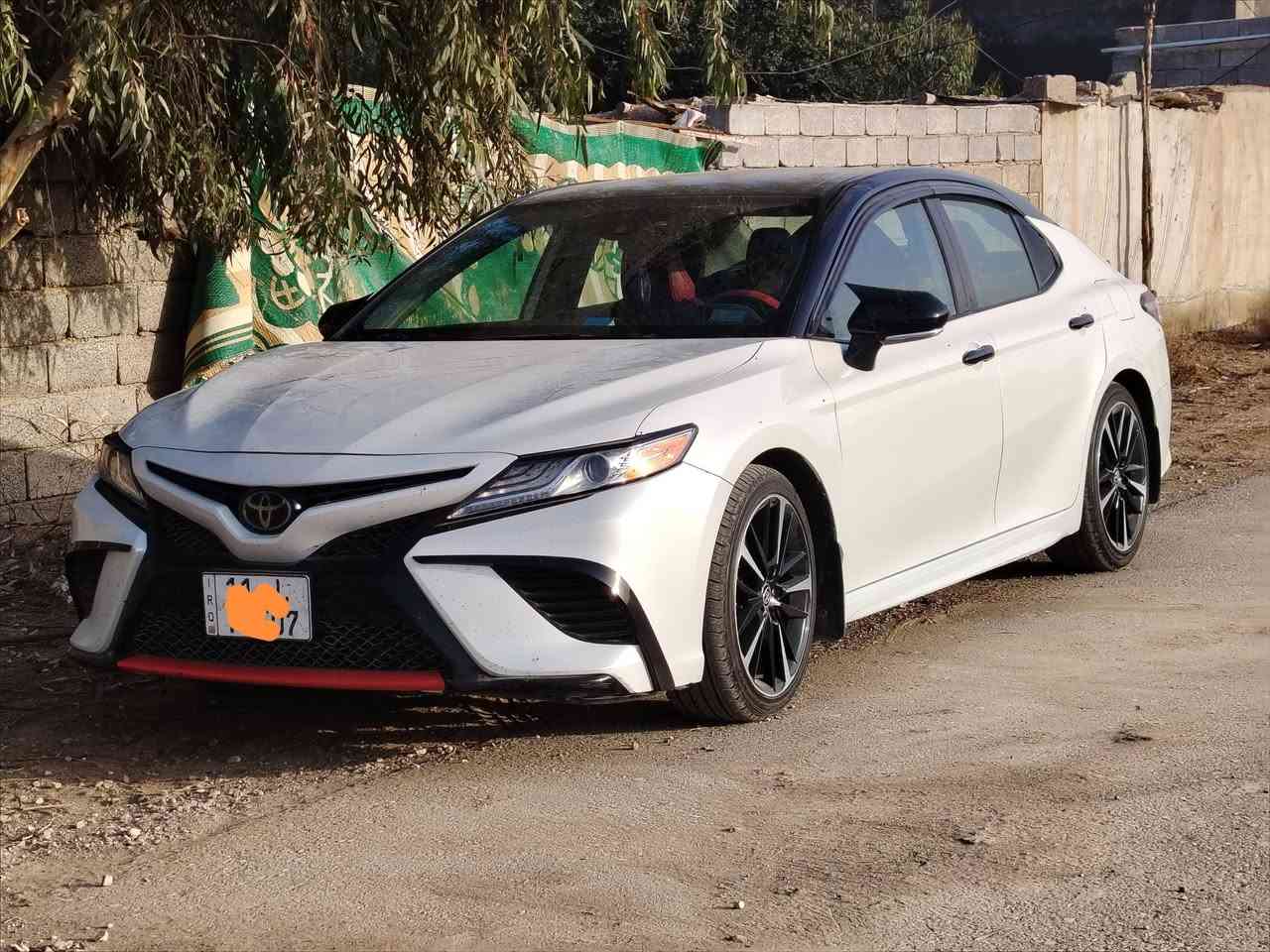 سلام عليكم
كامري xse موديل 2020
رقم بغداد بسمي
حاثه موضح بالصور 
فول مواصفات عده الفتحه
  شاشه وكامره
تشغيل عن بعد
اشاير بلمري
 تو كلر
4 سلندر
3 انضمه قياده
سايد بريك بصمه 
هوت هولد
شاحن واير لس + شحن لاسلكي
اناره داخليه + ترحيب أبواب
بصمه
كشنات كهرباء وتدفئه
 ستيرن تحكم
 مانع تصادم+تحديد مسار 
تبريد قطعتين
داخل احمر جلد
تتخم تاير جديد
سياره ماشيه 68 الف كيلو
السعر 200
مكان السياره كوت
***********
