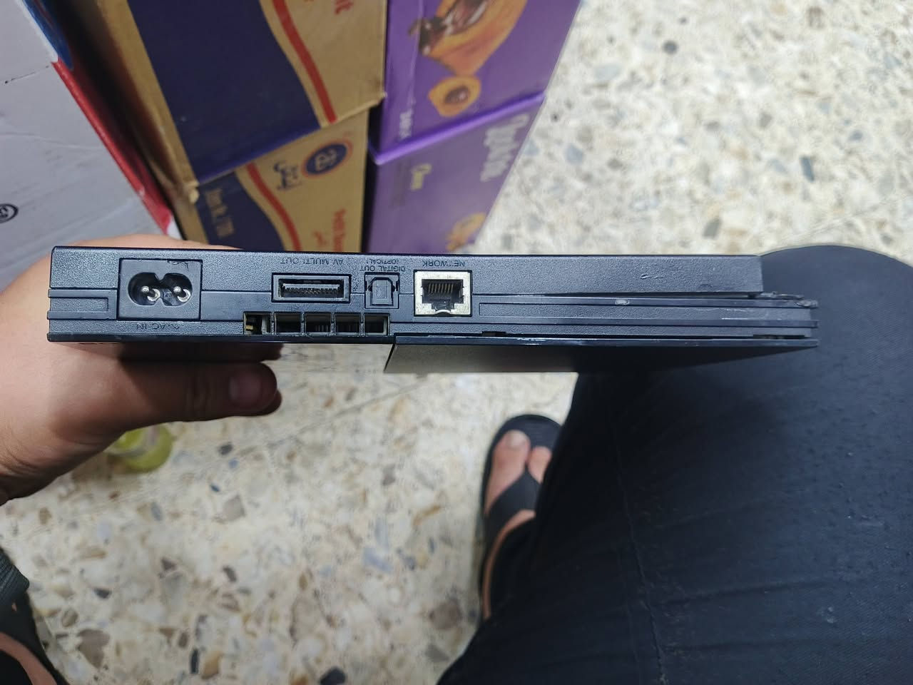 السلام عليكم
بلي او سلم كامل ملحقات بي فلاش 30لعبه جهاز حلو السعر40وبي مجال نقص يدات بغداد الشعب توصيل ماعندي 
***********
