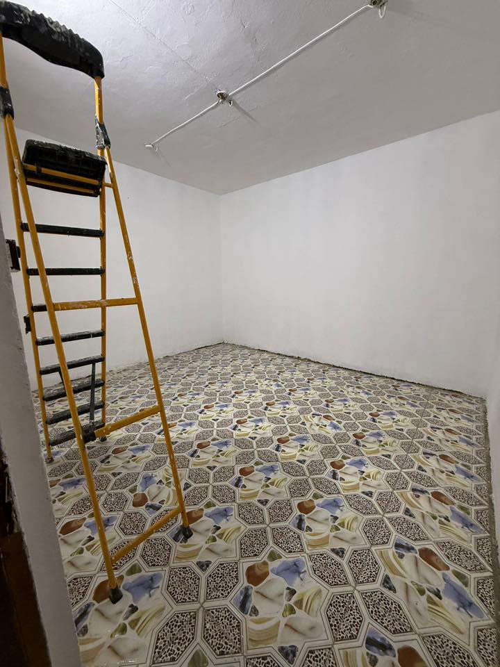 مشتمل للبيع  نزلة التمايمه نظيف كما موظح بل الصوره مانقصه اي شي المساحه 130  للستفسار 
***********
