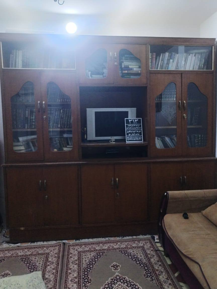 تخم ٥ قطع نضاف للبيع ومعرض انتيكات بسعر مناسب
مكاني نجف قرب نفق الرحمه ***********السعر خاص
