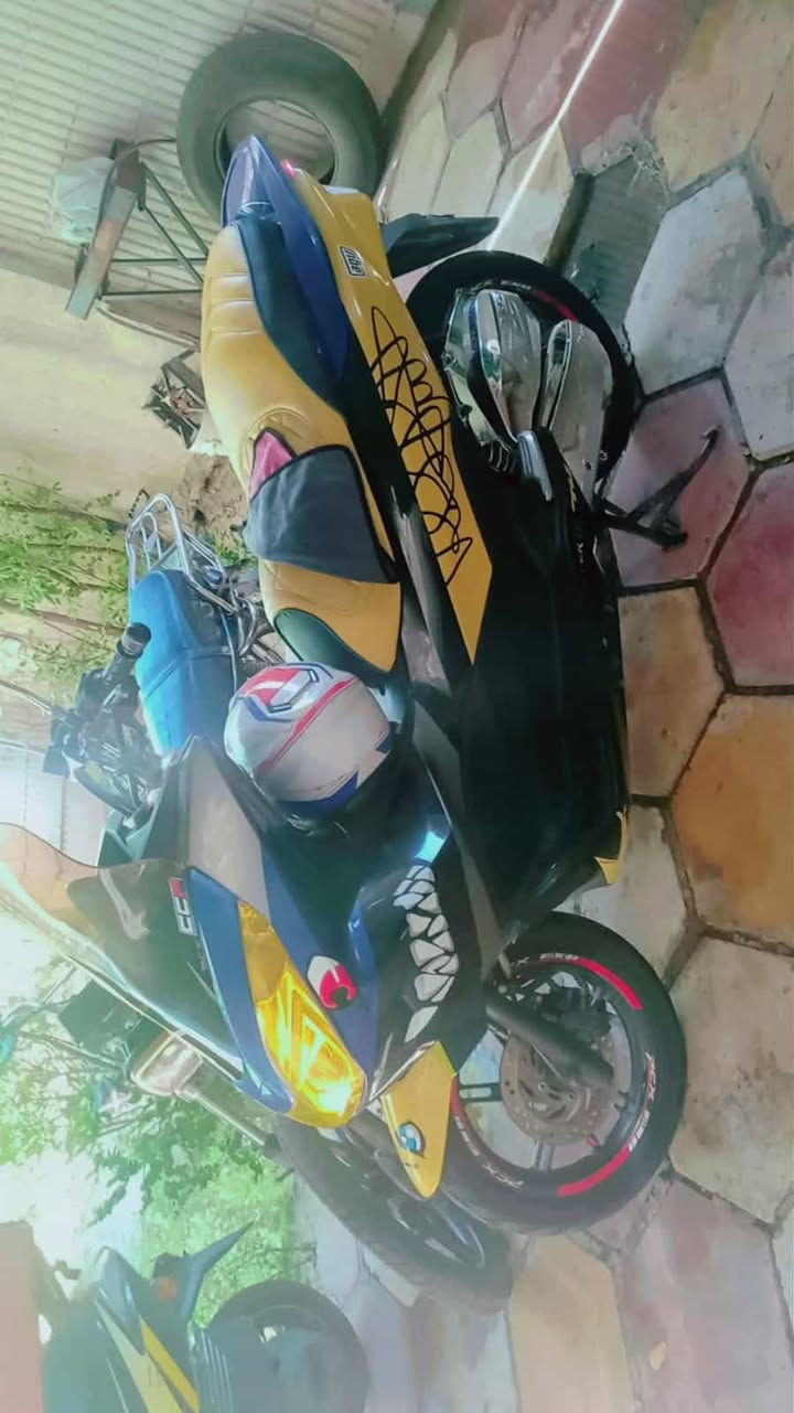 سلام عليكم pcx جيل ثاني ياباني GF مكينة مكفولة بلادي دراجة شلعة معدل خير من الله *********** متراجد نت ورصيد مو شراي لا تعبني رحمة والديك مكان بغداد شعلة 🔥
