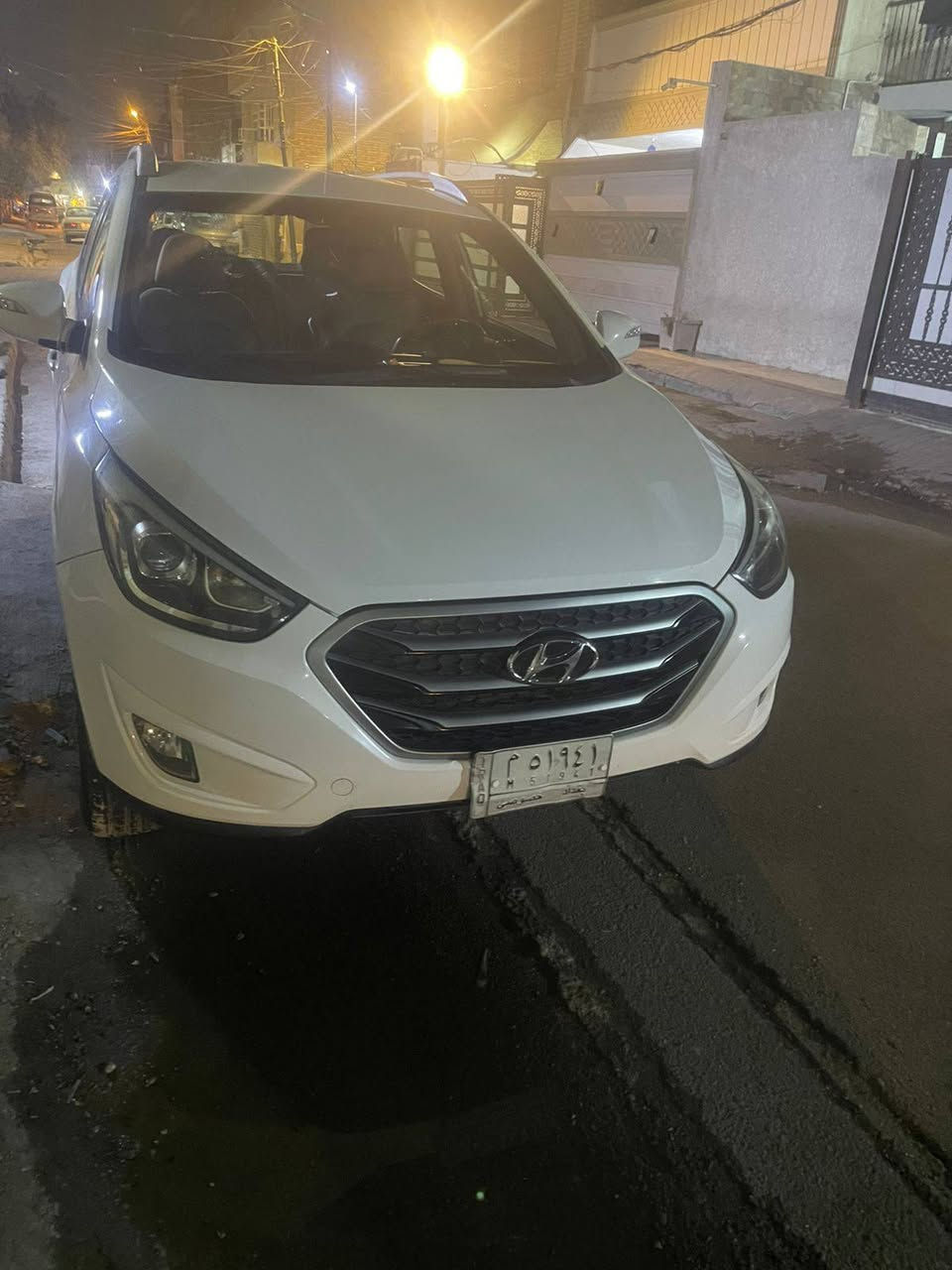 سلام عليكم
توسان 2015 خليجي ماشيه 100 جديد ع وضع الشركه
بيها تكحيل كارت بل باب الخلف الصدر
السياره كلش جديده
مواصفاتها معروفه
السعر 145 وبيها مجال
مكاني بغداد 
للاستفسار ***********
ملاحظه؟ السياره بيها حالوب ما يبين ولا ينشاف فقط بل سونار 
مكلف بل نشر
