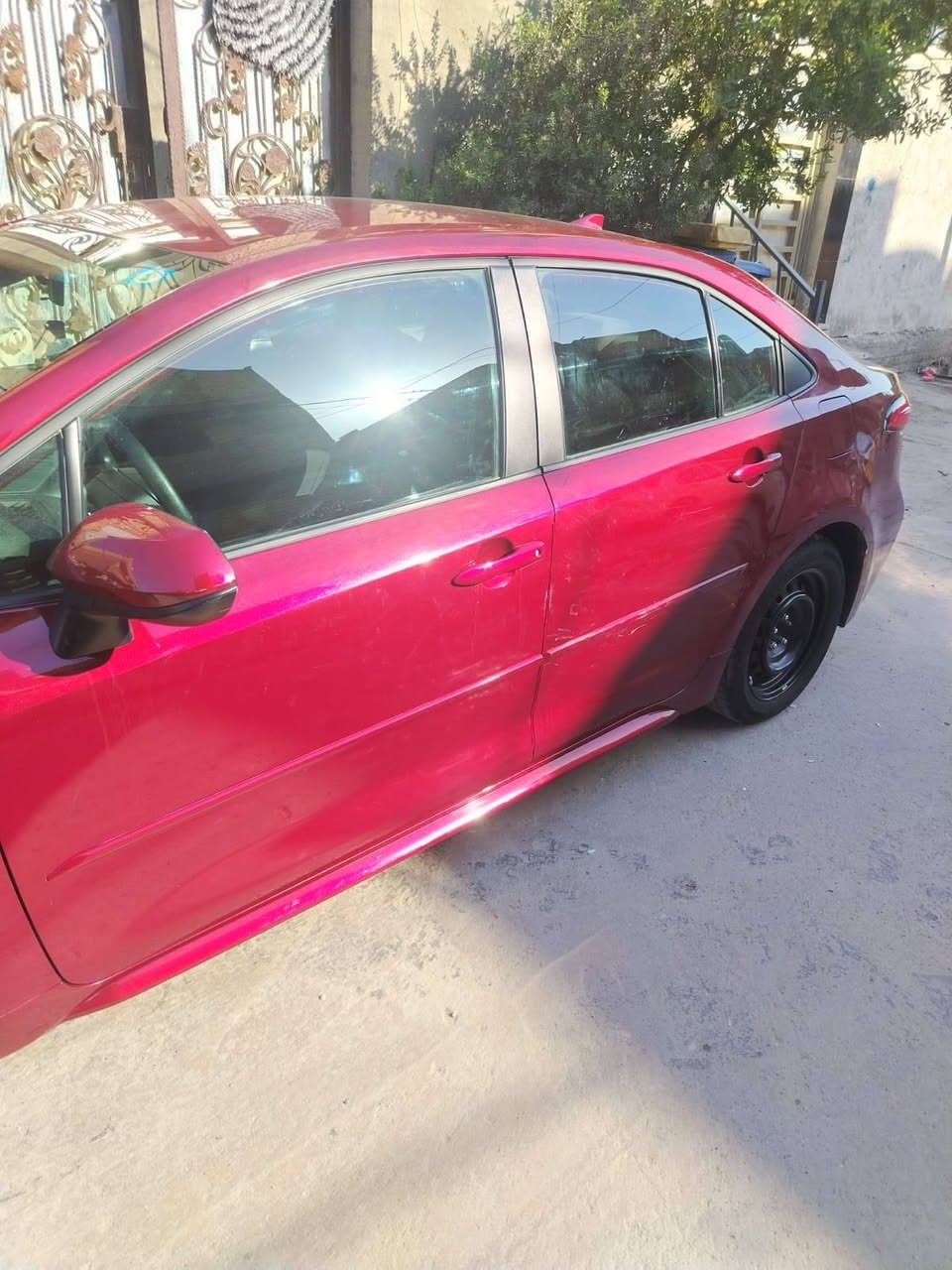 السلام عليكم م 24 ماشيه 5000 زيرو نص فول سياره كما موضحه بتصوير رقم شاصي عندك ودكه السعر  158 وبيه شوي مجال الهاتف *********** مكان بغداد
