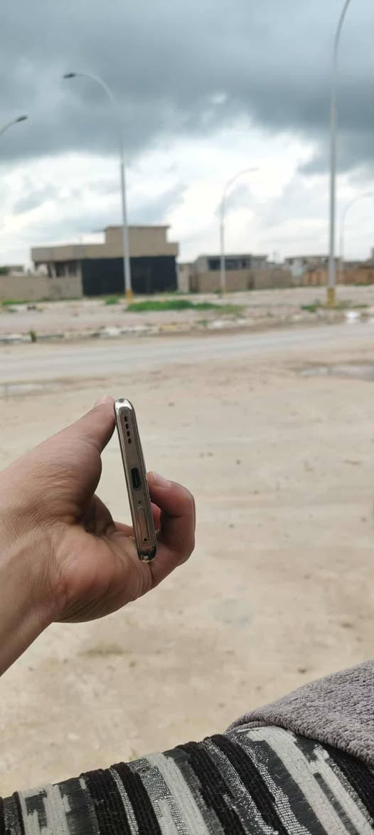 السلام عليكم للبيع ريلمي 12برو بلاس جهاز شرط نظافة فول جهاز كلو بلادي ذاكرة 512 رام 24بوبجي 60فريم كامل ملحقات السعر 325وبي مجال للاستفسار الاتصال ***********
